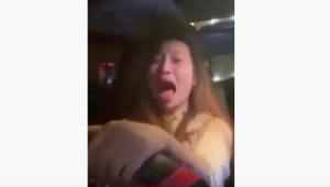 Hà Nội: Nữ quái xế ô tô lạng lách, đánh võng và livestream doạ tông chết người giữa thủ đô