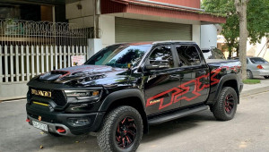 Ngắm siêu bán tải Ram 1500 TRX giá hơn 9 tỷ đồng của đai gia Thái Nguyên