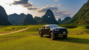 Thỏa sức chinh phục mọi địa hình với Ford Ranger Raptor