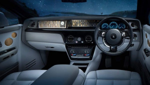 Chẳng cần những màn hình cảm ứng khổng lồ, thứ Rolls-Royce quan tâm là sự sang trọng
