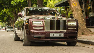Loạt xe Bentley, Rolls-Royce, Porsche của các ''đại gia'' bất động sản, chứng khoán bị ngân hàng siết nợ