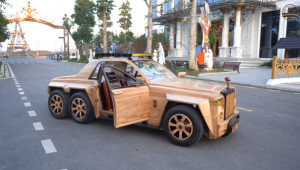Cận cảnh Rolls-Royce Phantom 6 bánh do người Việt chế tạo
