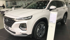 Hyundai Santa Fe giảm giá tới 85 triệu VNĐ tại đại lý: 