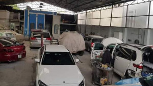 Tân trang xe ô tô chơi Tết: Làm thế nào để không bị 