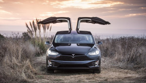 Các mẫu xe Tesla cũ cần nâng cấp camera và máy tính để có thể kích hoạt hệ thống lái tự động