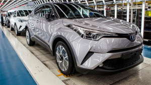 Toyota tạm thời đóng cửa 9 nhà máy tại Nhật Bản