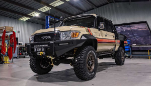 Toyota Land Cruiser Supertourer Desert Ops - Bản độ mạnh mẽ của người Úc