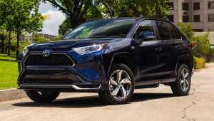 [ĐÁNH GIÁ XE] Toyota RAV4 Prime 2021 có khả năng vận hành điện tốt nhất phân khúc