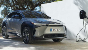Ra mắt hệ thống pin của Toyota: Có khả năng cấp điện cho cả một căn nhà