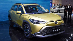 Toyota Frontlander 2022: Phiên bản đổi tên của Toyota Corolla Cross chính thức ra mắt