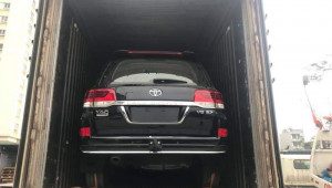 Bản độ Toyota Land Cruiser VXR 4 chỗ đầu tiên về Việt Nam, giá gần 10 tỷ đồng