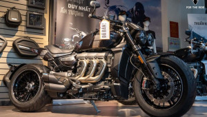 Một trong hai chiếc Triumph Rocket III TFC tại Việt Nam đã có chủ