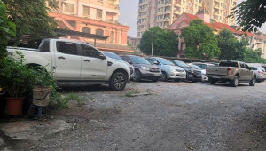 Trông giữ xe không phép ở phường Vĩnh Phúc: Phạt hành chính 50 triệu đồng và cho tồn tại?