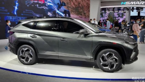 Hyundai Tucson L cơ bắp và cuốn hút, nhưng hấp dẫn nhất vẫn là màn hình khổng lồ bên trong