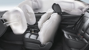 Chính phủ Ấn Độ đề xuất bắt buộc trang bị 6 túi khí cho tất cả các xe ô tô mới