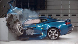 Trước khi được bán ra, tất cả ô tô đều phải trải qua quy trình kiếm tra an toàn khắt khe