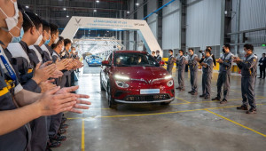 Video thời khắc lịch sử: VinFast VF e34 xuất xưởng, khai mở kỷ nguyên ô tô điện thông minh tại Việt Nam
