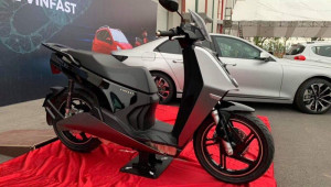VinFast V9 - Xe máy điện cao cấp dành cho phái mạnh sắp bán tại Việt Nam?