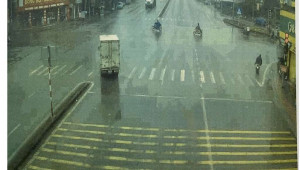 Nữ tài xế bị phạt 133 triệu đồng do vượt đèn đỏ 7 lần