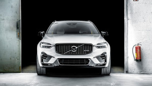 Volvo XC60 mạnh mẽ hơn với gói độ thể thao từ Heico Sportiv