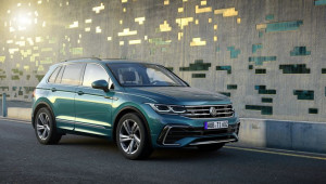 Volkswagen Tiguan 2021 cải tiến thiết kế, đắp thêm trang bị mà giá lại rẻ hơn