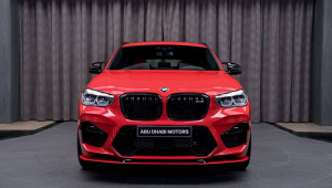 Bóc tách phiên bản BMW X4 M Competition với màu đỏ độc tại Trung Đông