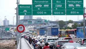 Xăng RON 95 tại Malaysia được trợ giá mạnh, chỉ 11.099 đồng/lít