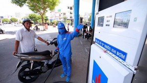 Ngày mai (1-6): Giá xăng dầu có thể tăng đến hơn 800 đồng mỗi lít