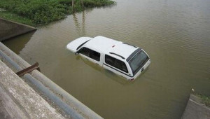 Vì sao chủ xe không được từ bỏ xe đã mua bảo hiểm?