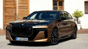 BMW là thương hiệu ô tô hạng sang bán chạy nhất thế giới năm 2024