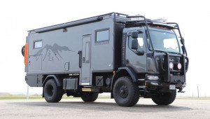 Chiêm ngưỡng Siêu xe tải có nội thất như khách sạn 5 sao với giá hơn 10 tỷ VNĐ