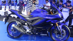 Yamaha YZF-R25 2019 công bố giá chỉ từ 113,7 triệu VNĐ