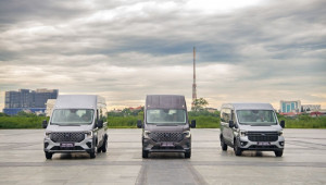 Ford Transit chính thức ra mắt thị trường Việt: “Xe dịch vụ quốc dân” giá từ 905 triệu đồng