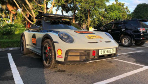 Porsche 911 Dakar thứ 4 về nước đeo biển số đấu giá 110 triệu