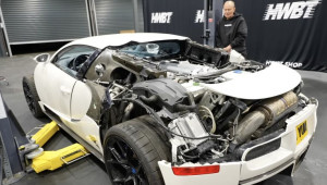 Tự bảo dưỡng Bugatti Veyron, YouTuber gây bất ngờ khi tiết kiệm hơn 600 triệu VNĐ