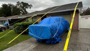 Cách người dân Mỹ bảo vệ ô tô trước siêu bão Milton