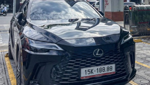 Trúng đấu giá biển “tứ quý 8”, đại gia Hải Phòng gắn ngay lên xe Lexus RX350