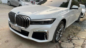 Không đăng kiểm được, chủ xe rao bán BMW 750Li chỉ 600 triệu đồng