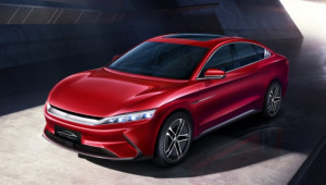 BYD có doanh số tăng trưởng ấn tượng trong năm 2023, đạt hơn 3 triệu xe