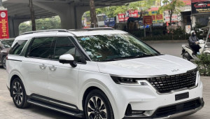 Kia Carnival ưu đãi tới 80 triệu đồng tại đại lý, giá ngang xe lướt