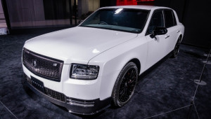 Toyota Century sedan 2026 ra mắt: Bổ sung Toyota Safety Sense thế hệ mới