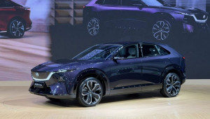 Mazda CX-6e ra mắt Đông Nam Á: Thiết kế cơ bắp hơn CX-5, đi được 600 km/sạc