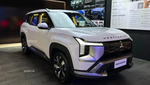 Mitsubishi Destinator 