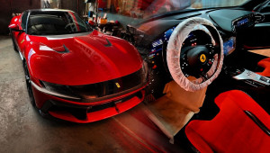 Chi tiết Ferrari 12Cilindri đầu tiên Việt Nam: Nội thất ngập carbon, có màn hình dành riêng cho hành khách