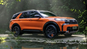 Ford Explorer được nâng cấp thiết kế sau 7 năm, thêm màn hình cho hành khách phía trước