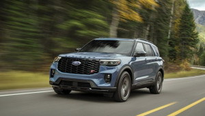Ford Explorer 2025 ra mắt với diện mạo mới, công nghệ hiện đại: Giá từ 1,05 tỷ VNĐ