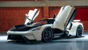 Ford GT Heritage Edition cũ được rao bán với giá 32,75 tỷ VNĐ