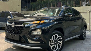 Suzuki Fronx được ưu đãi kỷ lục xuống còn 430 triệu đồng, giá thấp hơn Hyundai i10