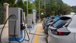 Áp dụng giá điện mới cho trạm sạc, cao nhất gần 4.300 đồng/kWh