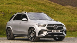 Đại lý nhận cọc Mercedes-Benz GLE 400e 2025: Giá dự kiến hơn 4 tỷ đồng